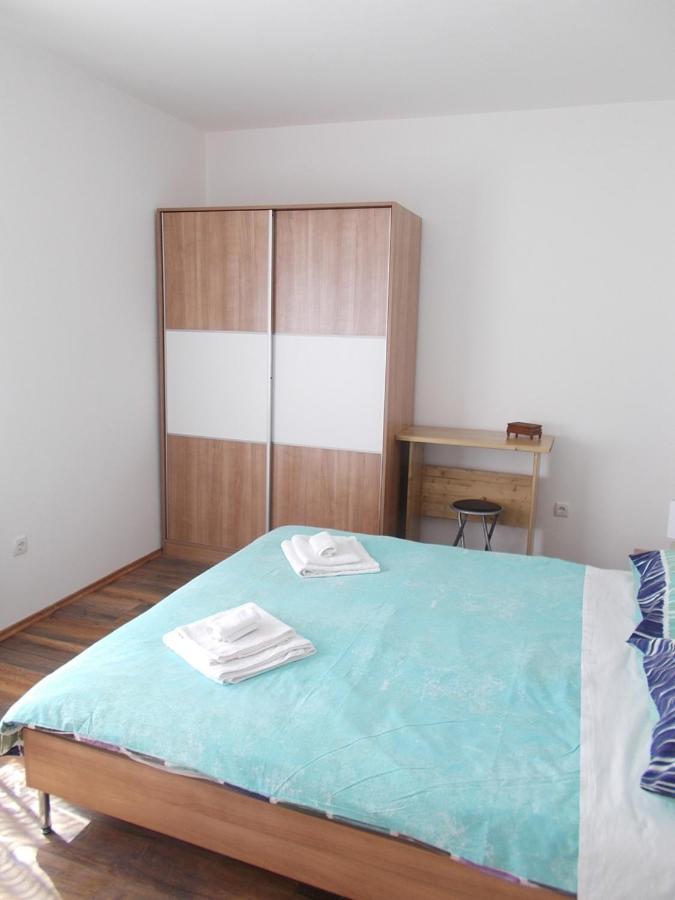 Apartment Oreskovic Krk Town Exterior foto